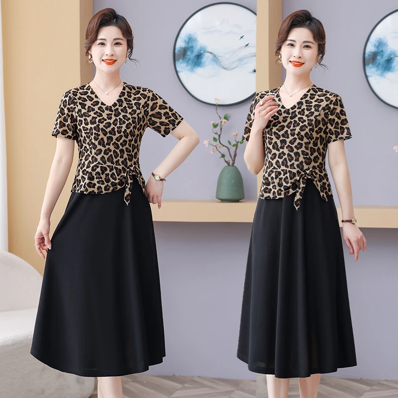 妈妈装新款冰丝豹纹假两件中老年女短袖裙子气质减龄洋气连衣裙女
