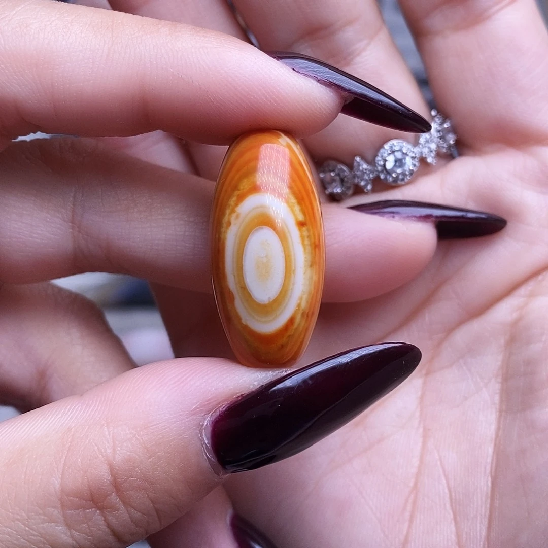 未镶嵌颈饰玛瑙/玉髓