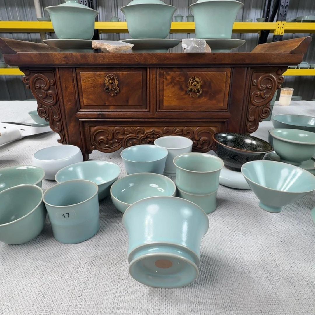 O***O摆件仿古天青薄胎马蹄杯