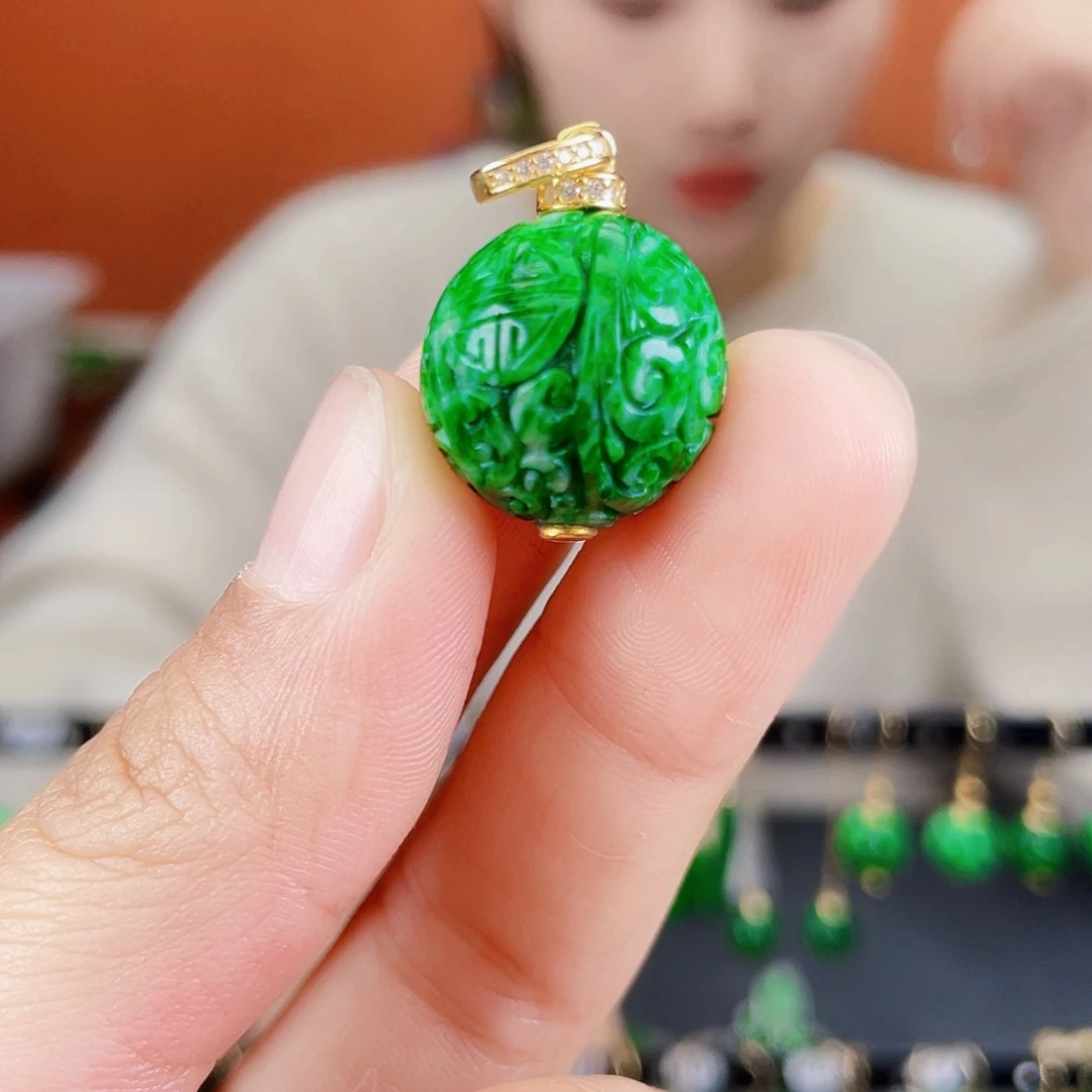 翡翠未镶嵌耳饰饰品