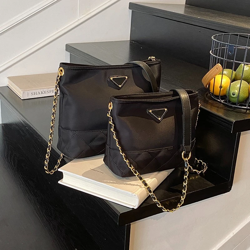 轻奢高级感女包小香风菱格链条包休闲牛津布单肩斜挎包水桶包