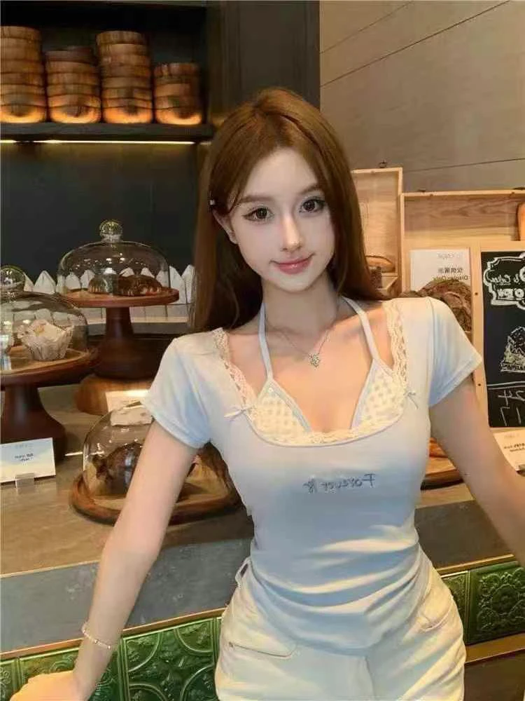 新款纯欲挂脖假两件修身显瘦上衣