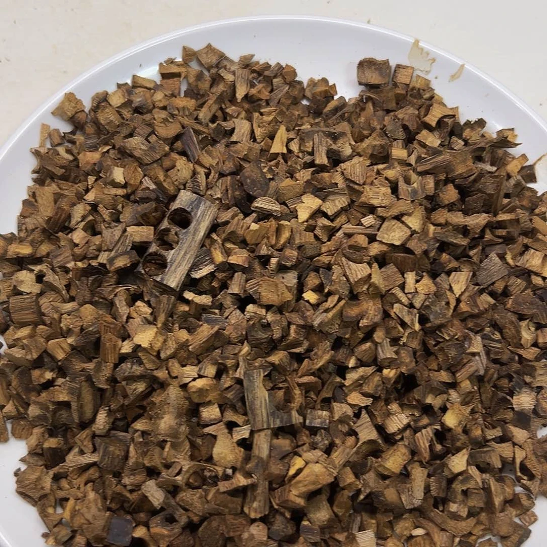 沉香沉香碎屑乌身圆叶钻珠碎料103克