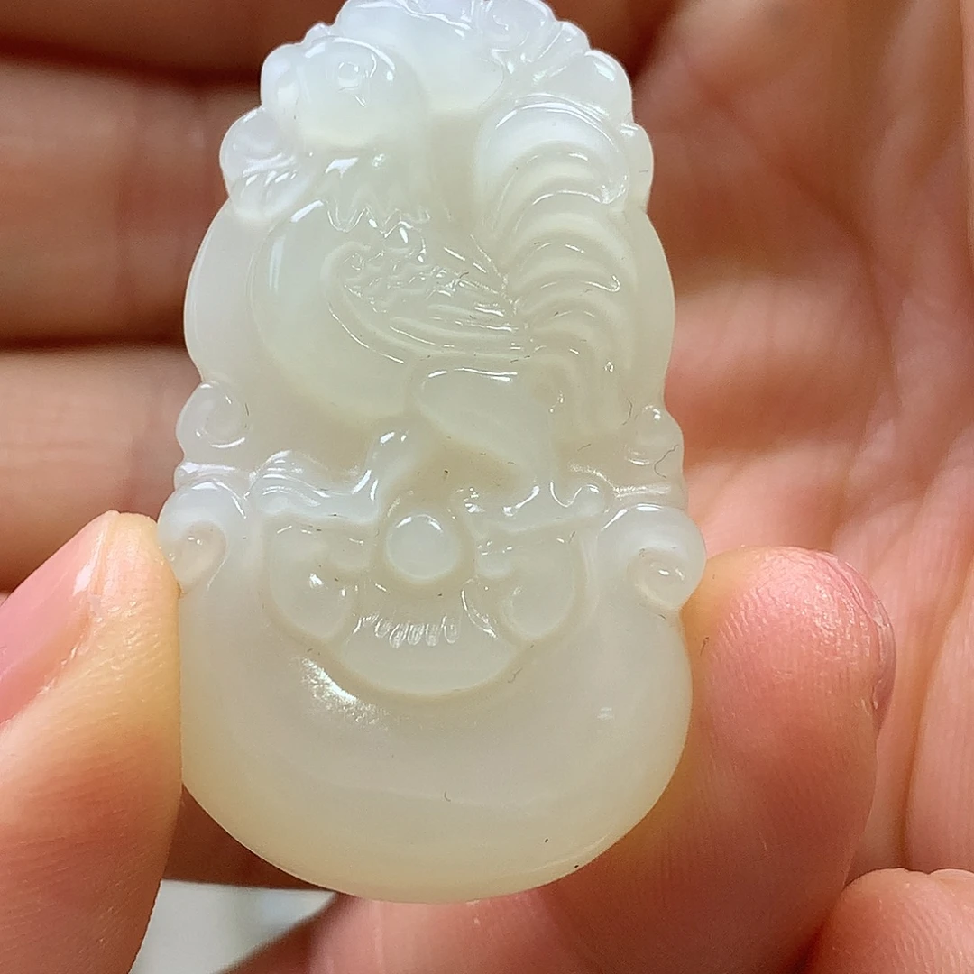 一***你和田玉未镶嵌颈饰