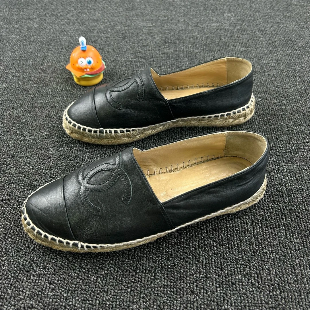 95新 Chanel/香奈儿 黑色渔夫鞋 尺码：36 码 HB1943