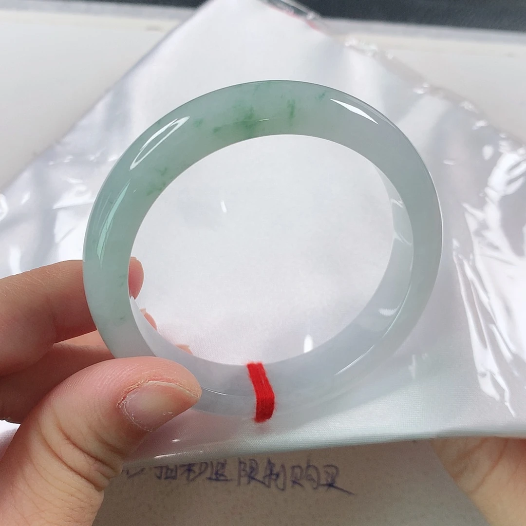 未镶嵌手镯翡翠 需包容表皮裂 ⑧②
