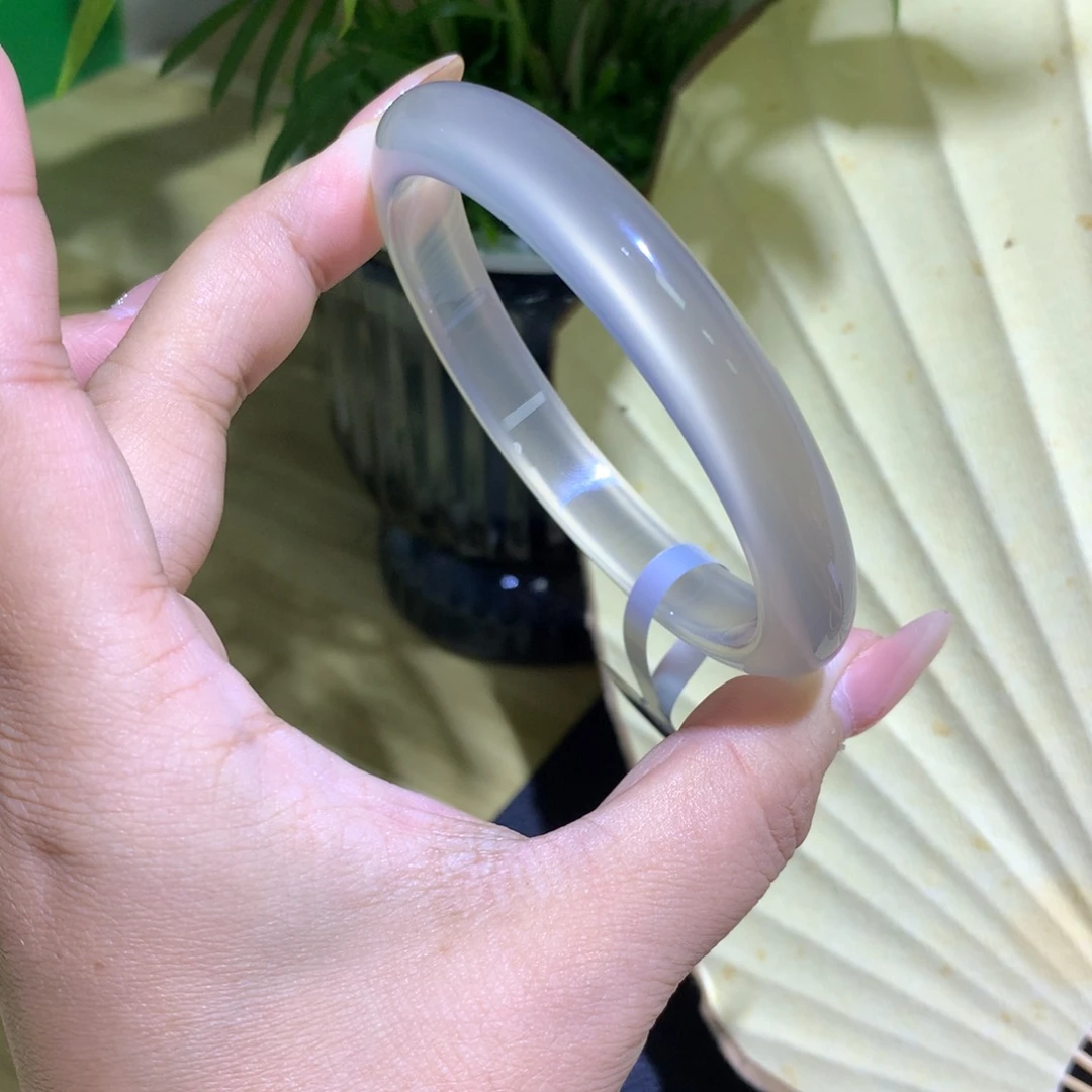 手镯玛瑙/玉髓未镶嵌冰灰