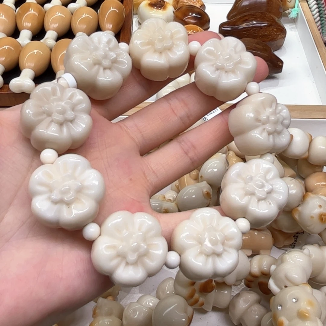 菩提根/象牙果手串8.18.31象牙果原白雪饼微瑕