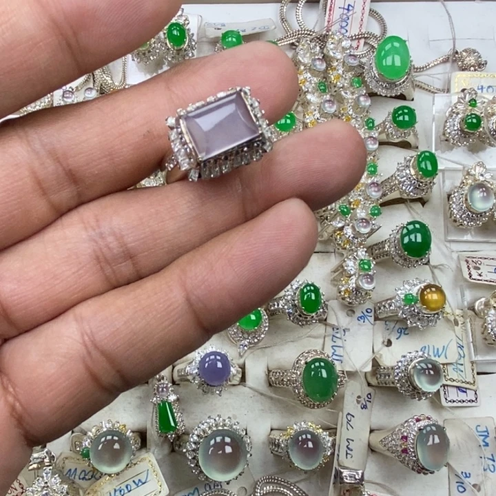 定制翡翠未镶嵌天然缅甸翡翠A货