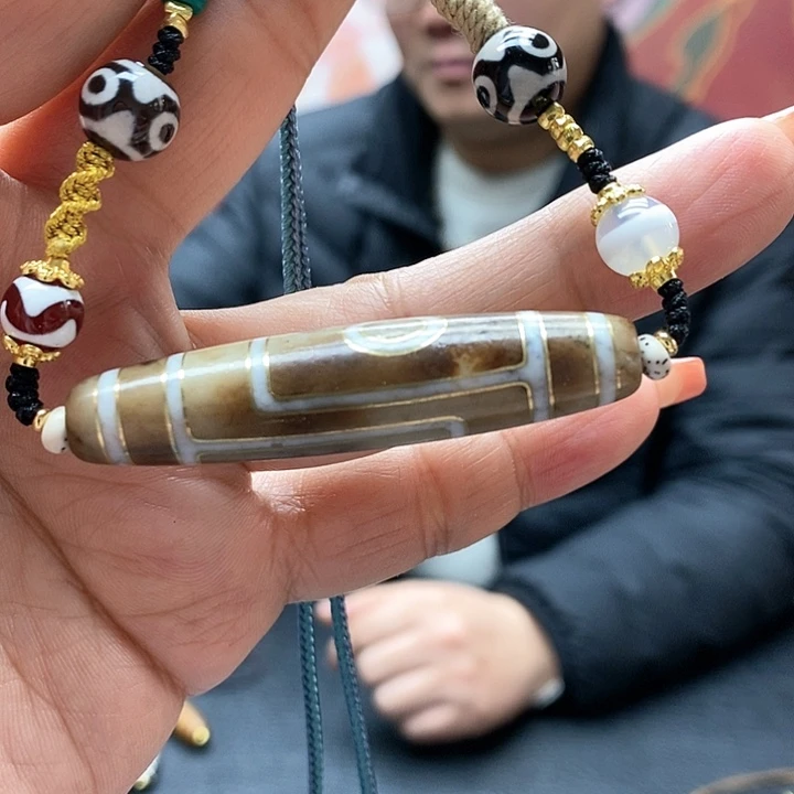 玛瑙/玉髓颈饰合金