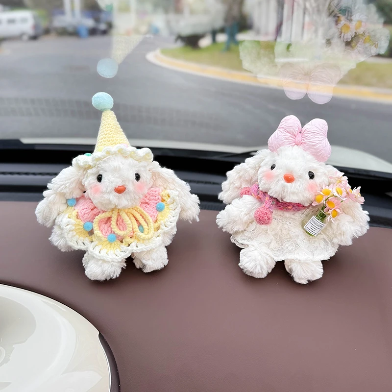 [围脖垂耳兔]2025汽车中控摆件治愈车载女公仔饰品可爱车内装饰