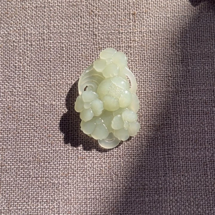 晴***和田玉未镶嵌颈饰