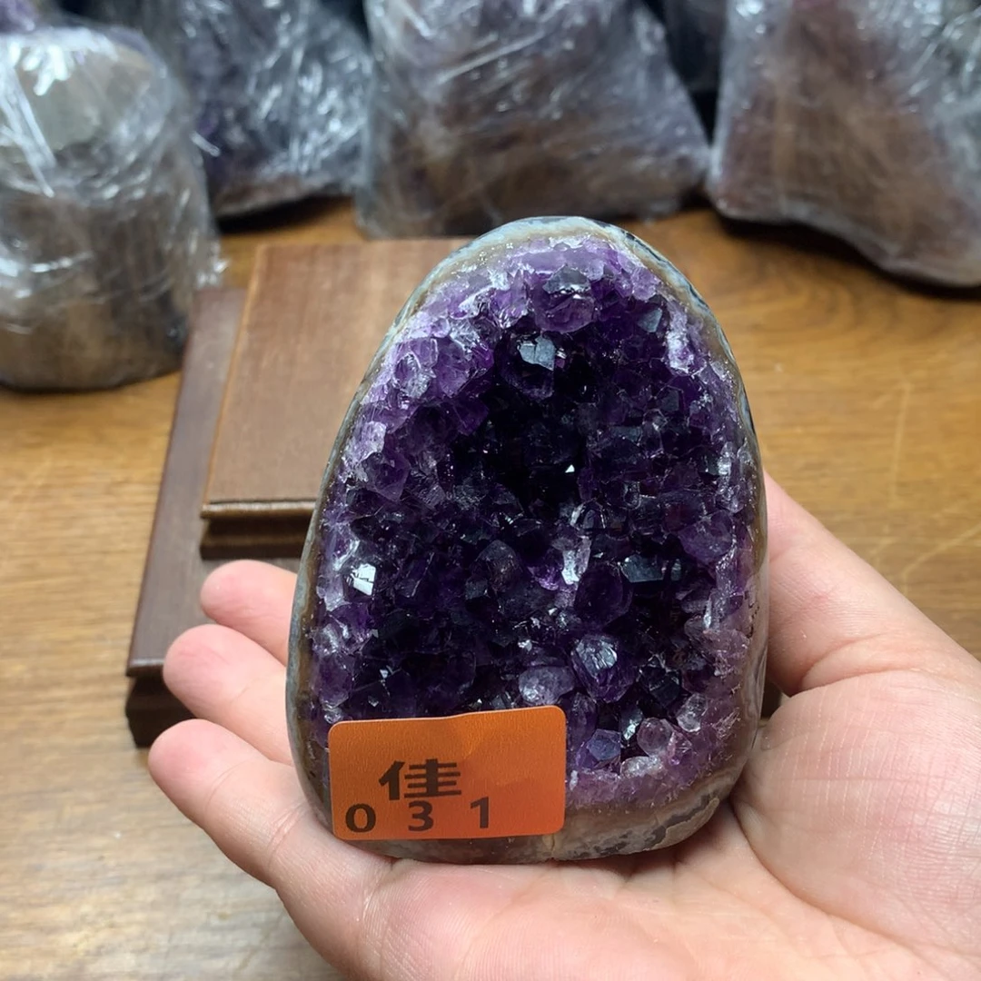 水晶大型摆件（非配饰）未镶嵌