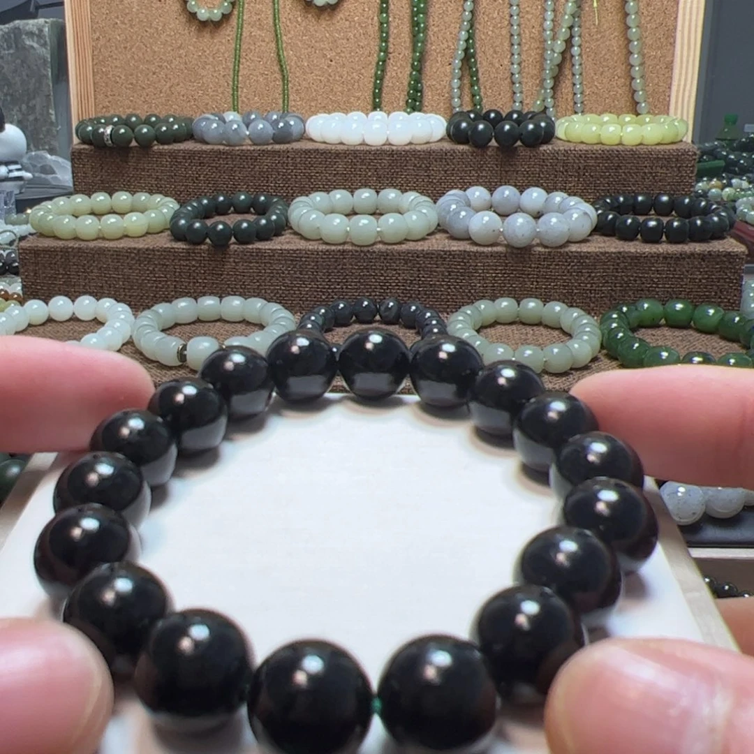 和田玉（糖玉）未镶嵌手链