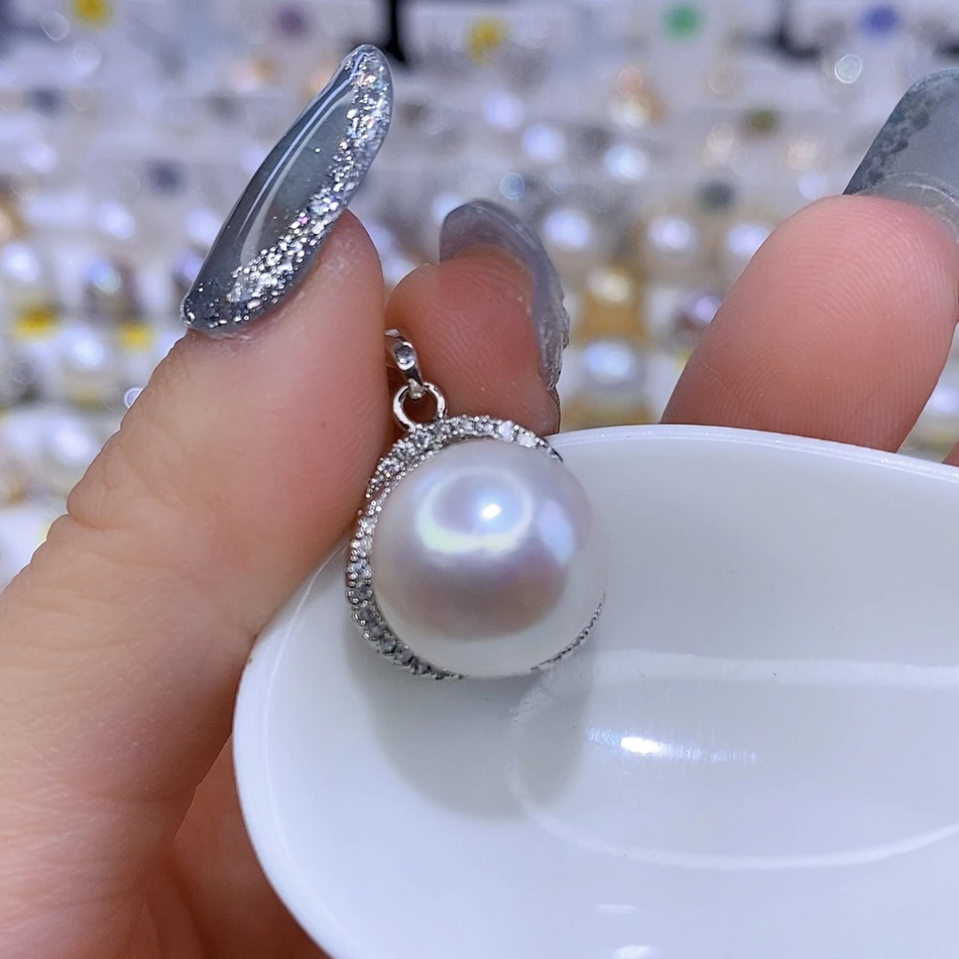 淡水珍珠合金颈饰