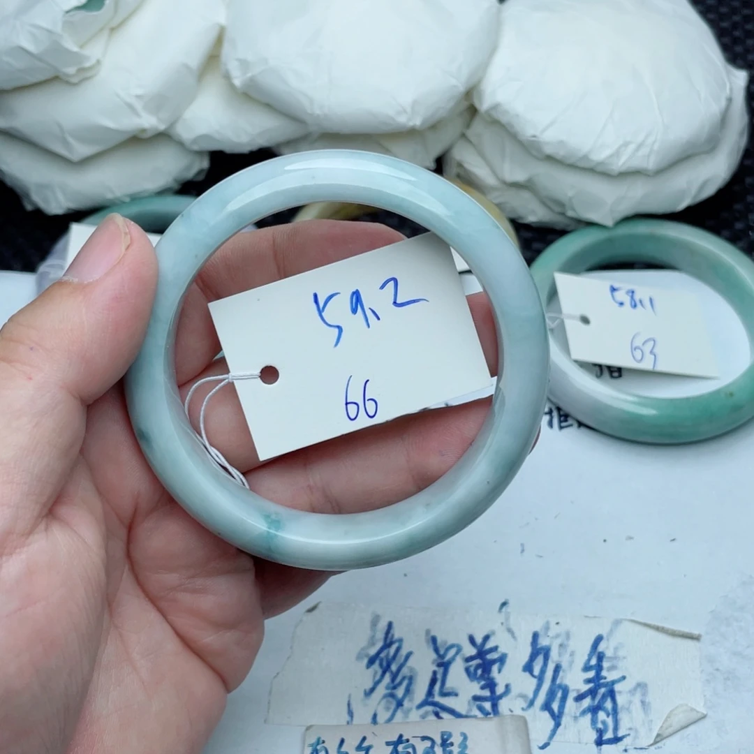 未镶嵌手镯翡翠翡翠手镯66
