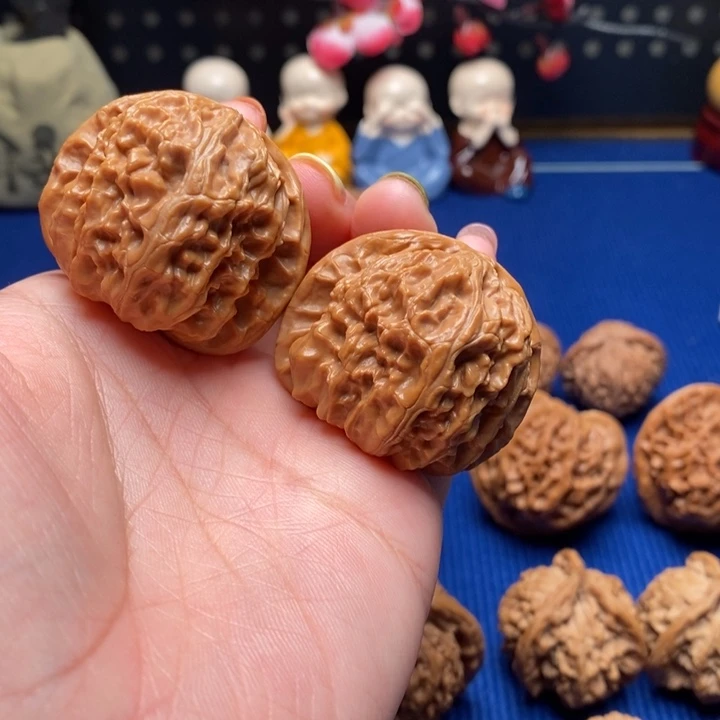 文玩核桃把件40球白