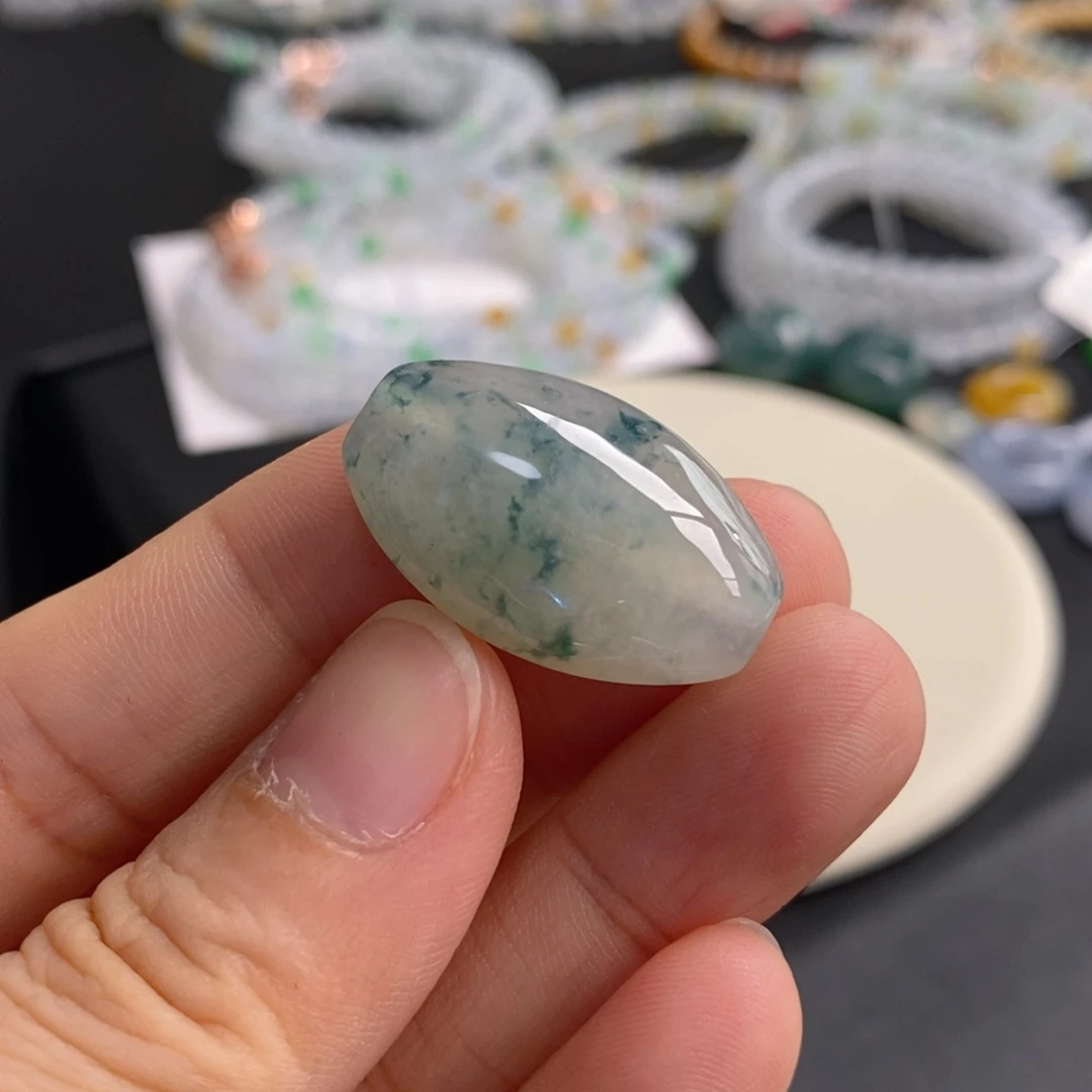 翡翠未镶嵌手链路路通