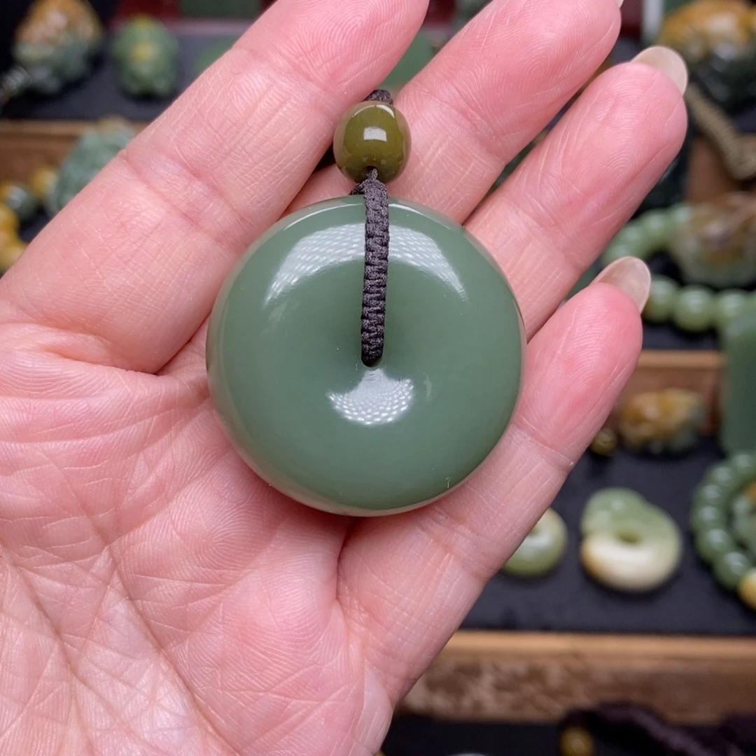 岫岩老玉（透闪石质玉）未镶嵌挂件