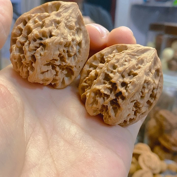 【闪购商品】文玩核桃把件39野牛小众