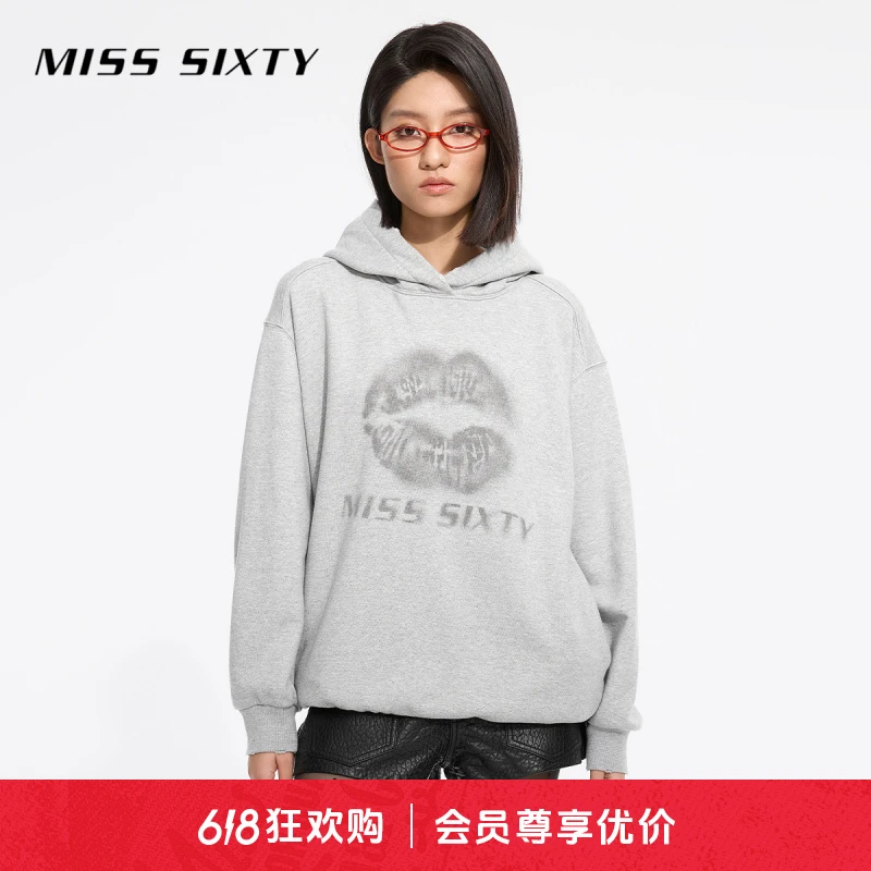 【商场同款新品】Miss Sixty25春新款连帽卫衣女唇印磨破欧若假日风