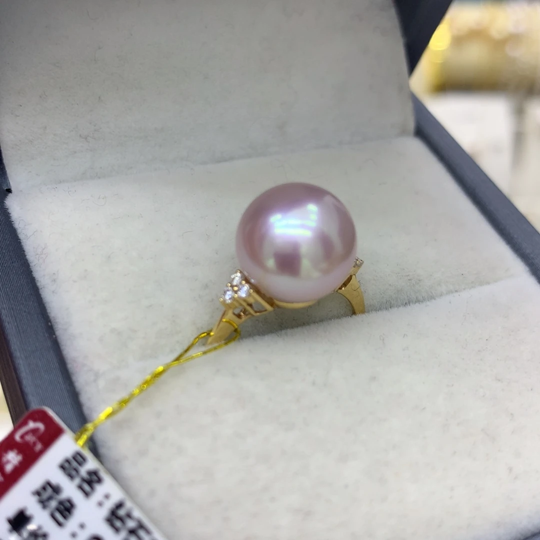 淡水珍珠戒指18K金镶嵌11-12钻 石