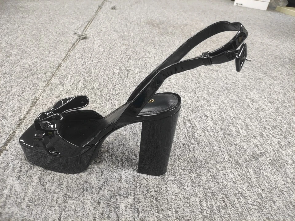 E-101-120-25款时尚休闲百搭外穿时装凉鞋女鞋