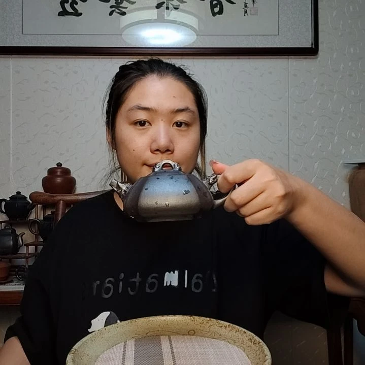 茶壶朱泥石黄四方龙运260毫升