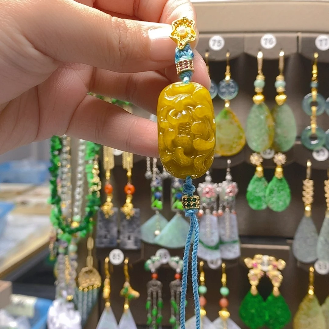 颈饰未镶嵌翡翠翡翠