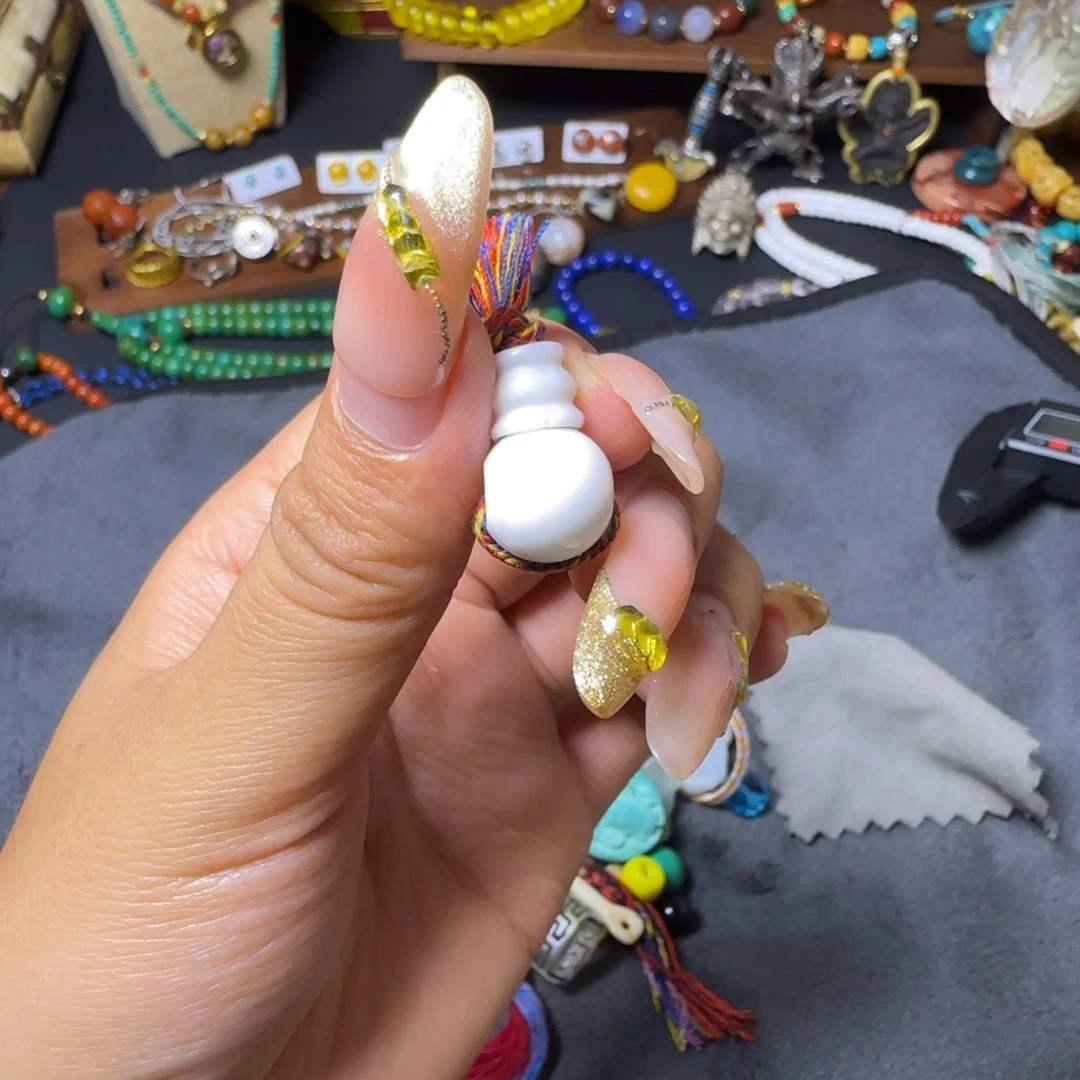 叶***青玻璃颈饰吊坠吊坠吊坠吊坠吊坠