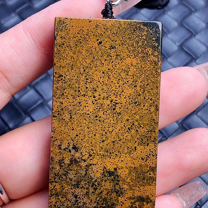 玛瑙/玉髓颈饰未镶嵌坑*大