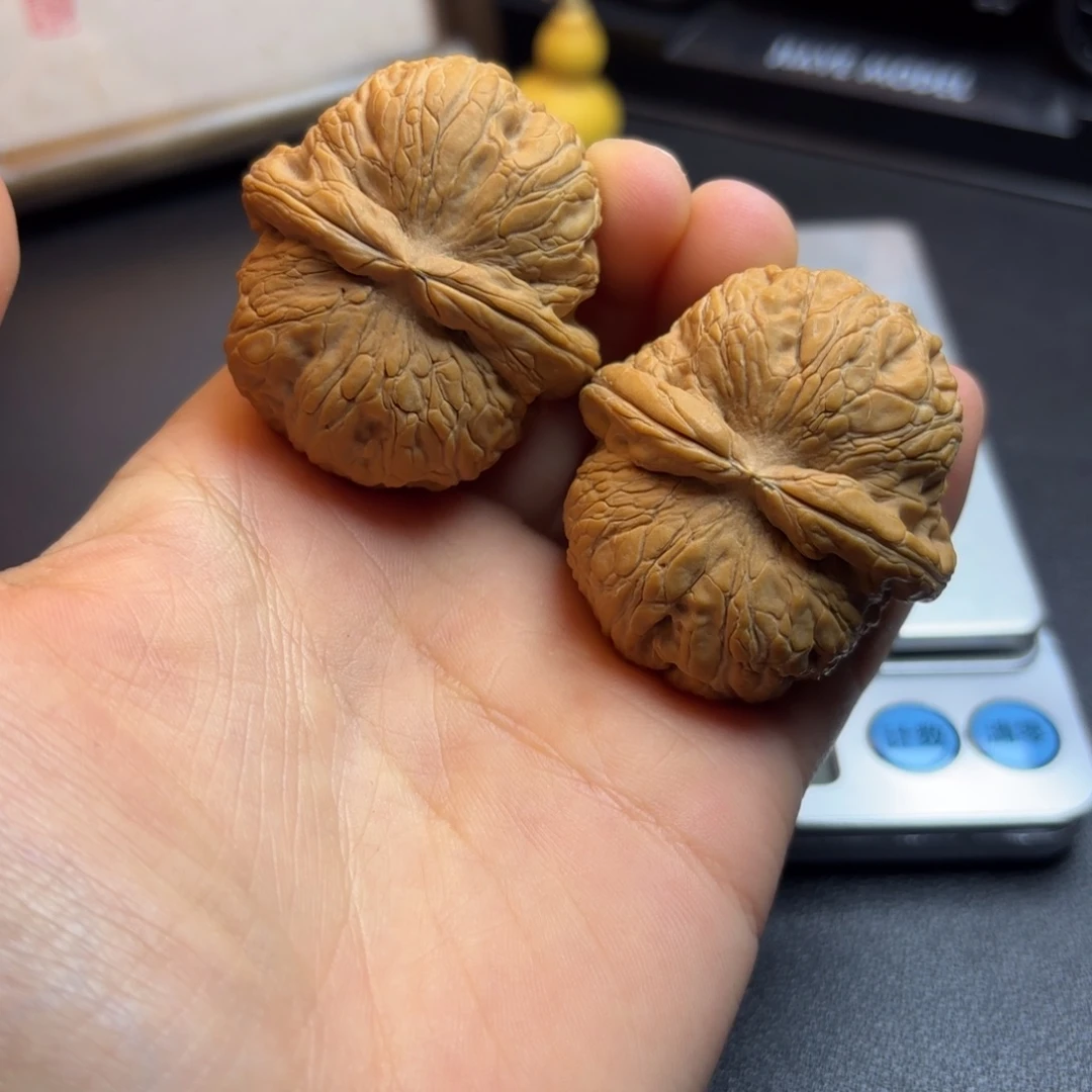 0***5文玩核桃吊坠文玩核桃元宝尺寸44