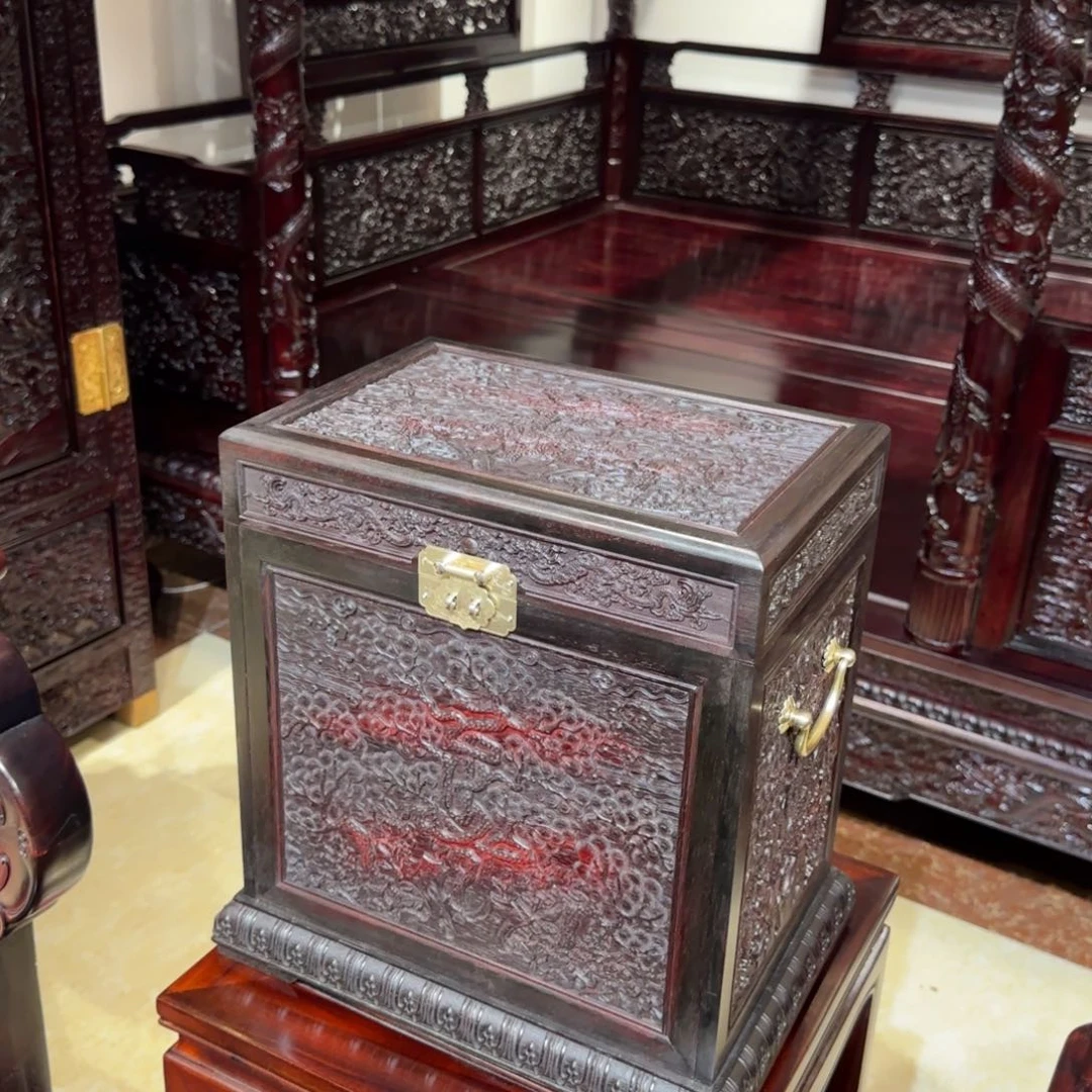 交趾黄檀（大红酸枝）