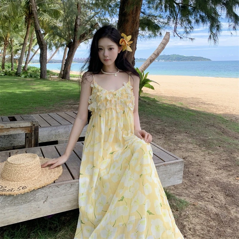 2025纯欲风甜辣妹女款吊带连衣裙长裙女法式海边气质氛围感裙子