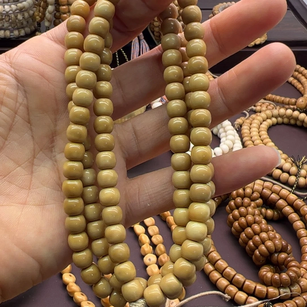 淡***定菩提根/象牙果手串