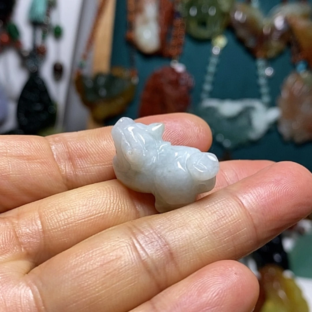 【闪购商品】翡翠未镶嵌吊坠(赠链)