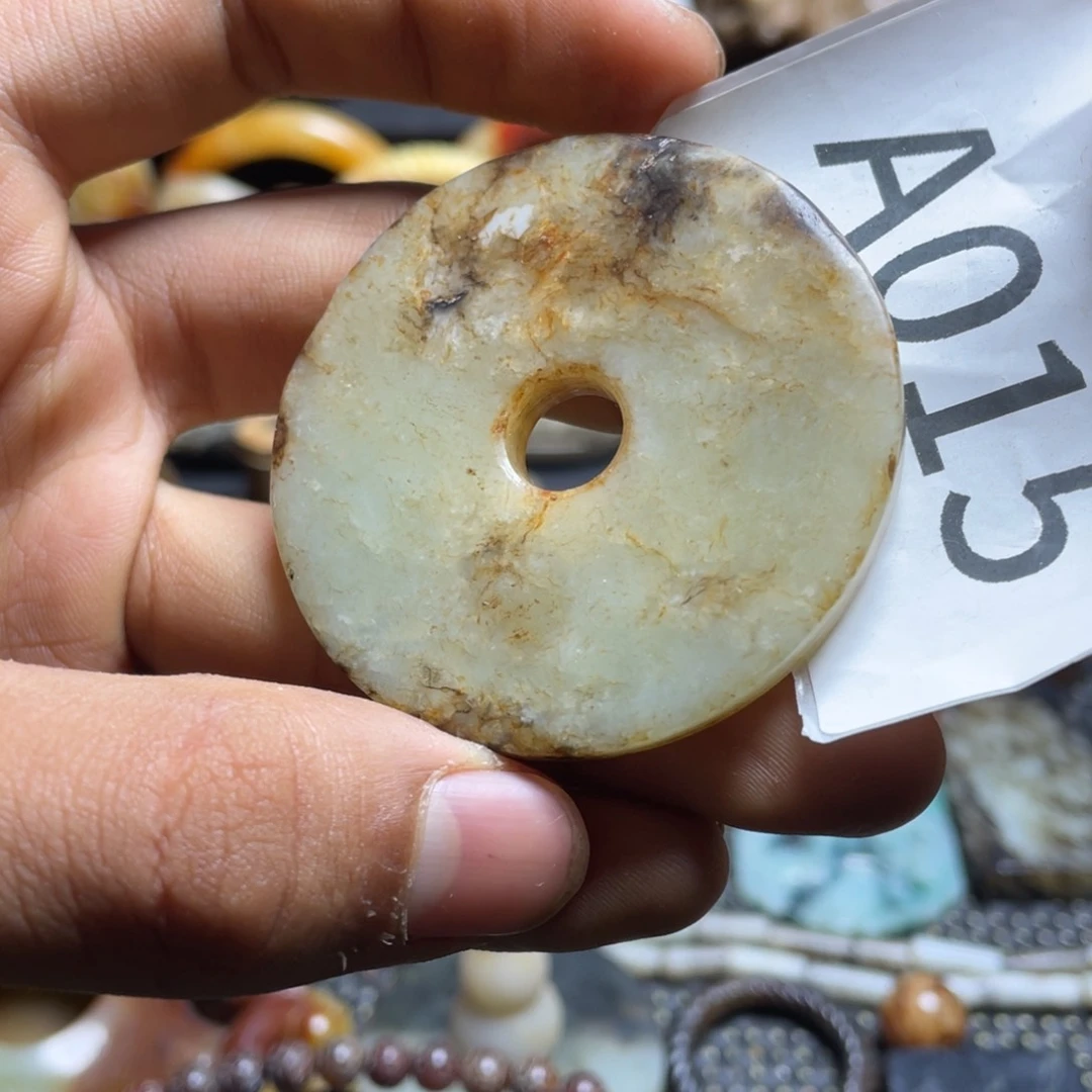 和田玉（糖玉）挂件未镶嵌