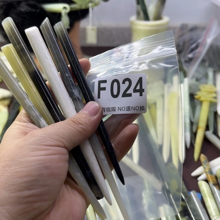 蛇纹石玉发饰合金呆****丶