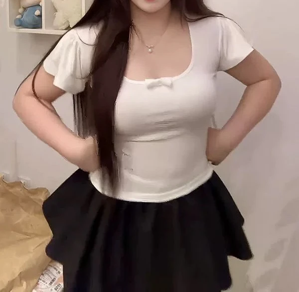 大码女装9055纯欲辣妹U领蝴蝶结短袖t恤修身显瘦掐腰显瘦性感