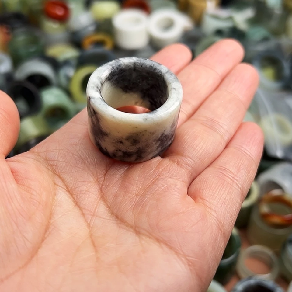 【闪购商品】未镶嵌蛇纹石玉戒指