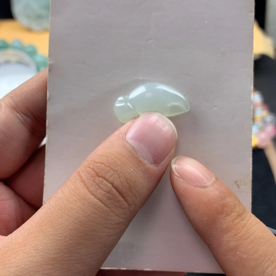 翡翠未镶嵌颈饰000