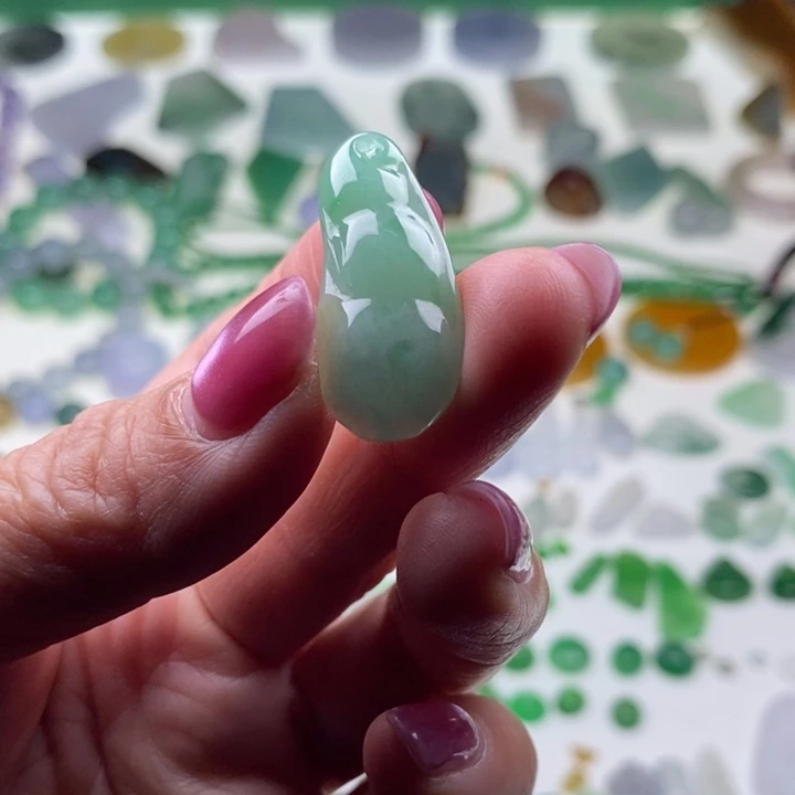 翡翠未镶嵌挂件天然翡翠