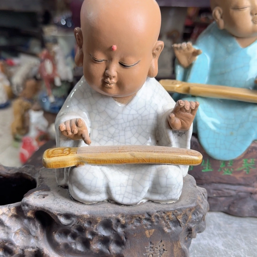 知***、在这条街等的时间很短暂
