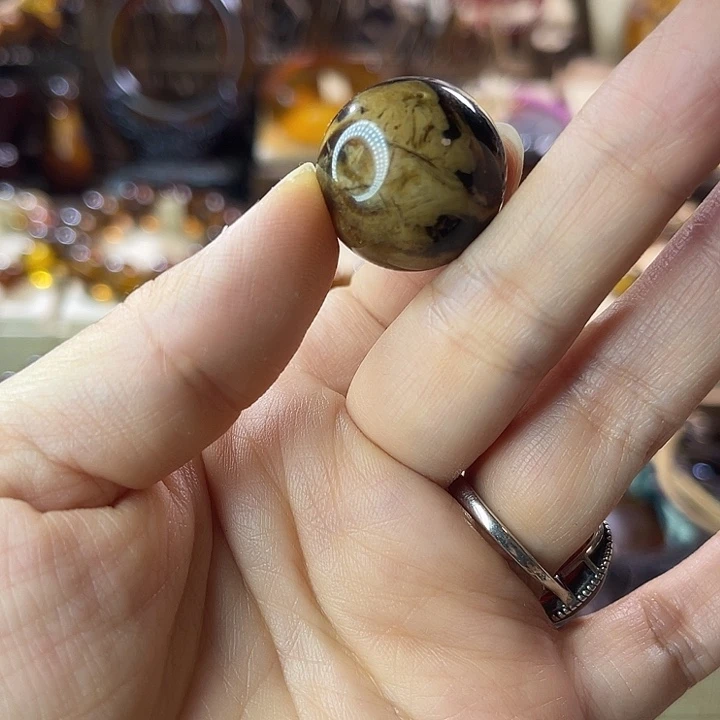 琥珀未镶嵌裸石天然缅甸琥珀