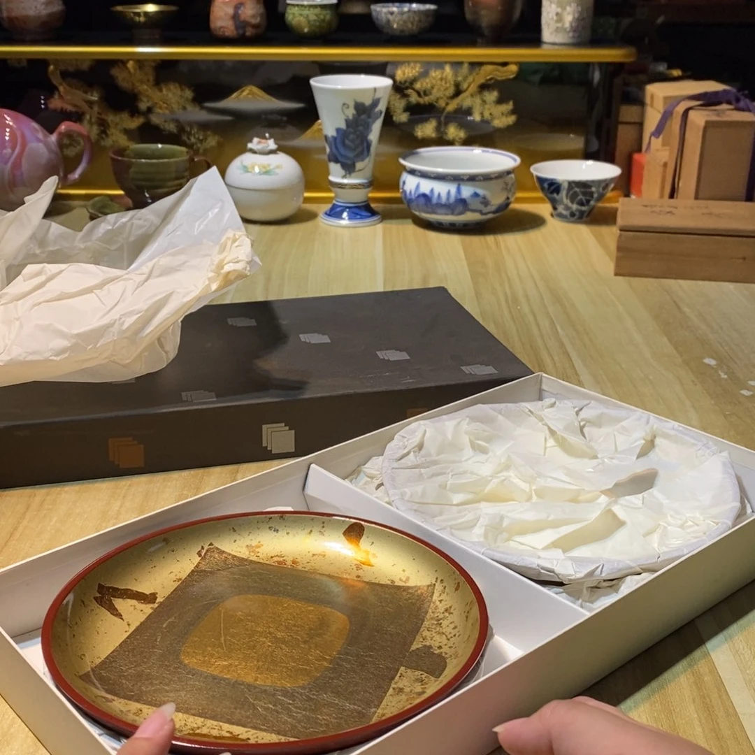 晓***宝易雅集工艺品有限公司