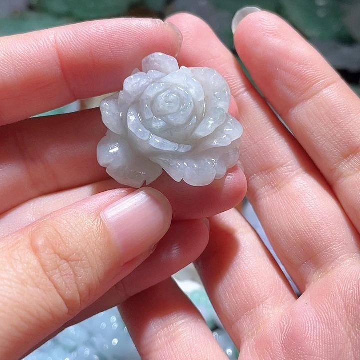 颈饰未镶嵌翡翠天