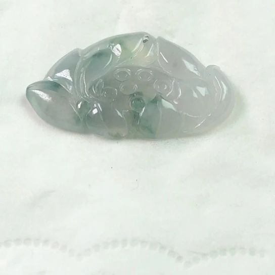 翡翠未镶嵌颈饰吊坠