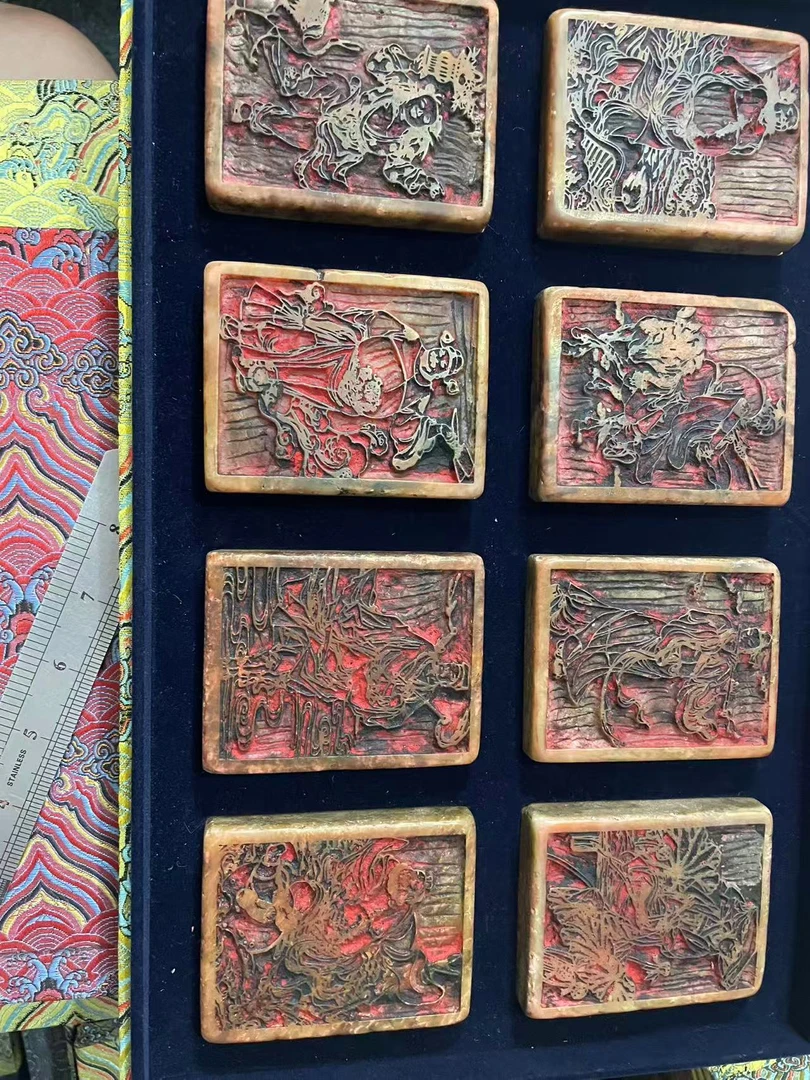 弘一寿山芙蓉石八仙过海套盒