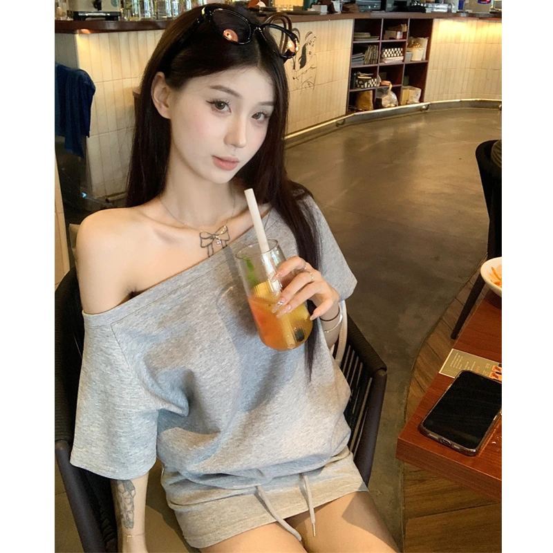 一字肩性感斜肩两穿短袖t恤女夏季2025新款chic宽松慵懒风上衣ins