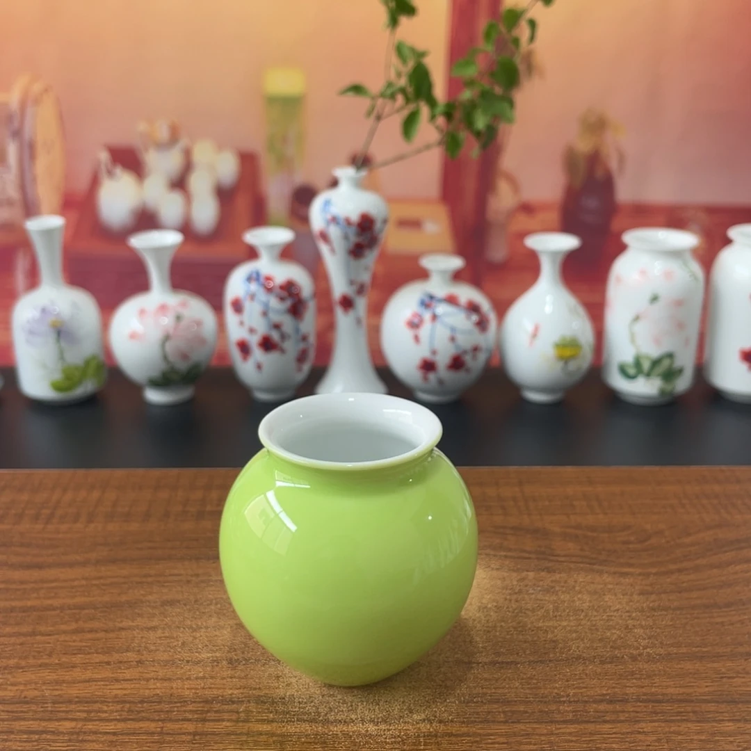 景德镇小花瓶等着你
